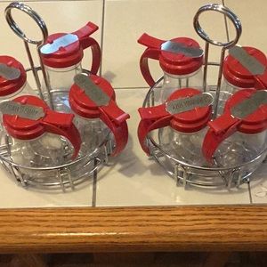 2 syrup pitchers sets